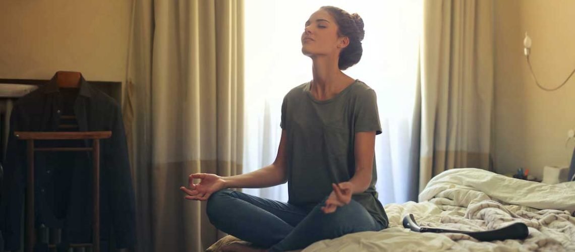 woman-meditating-Prioritizing-Yourself